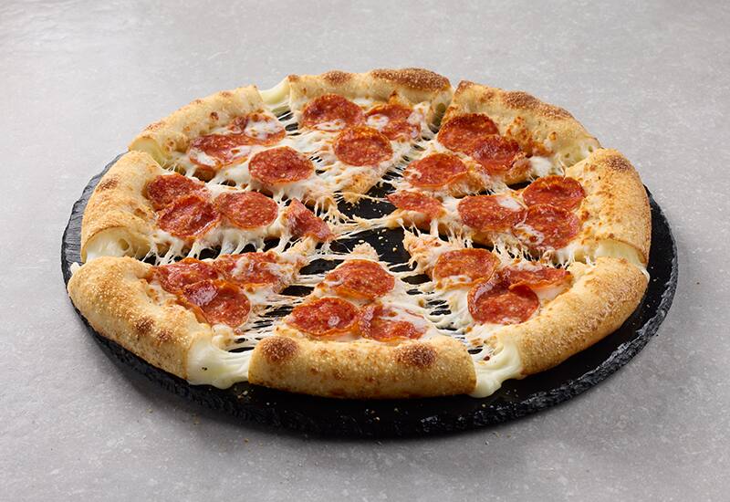 Pepperoni Cheesy Crust